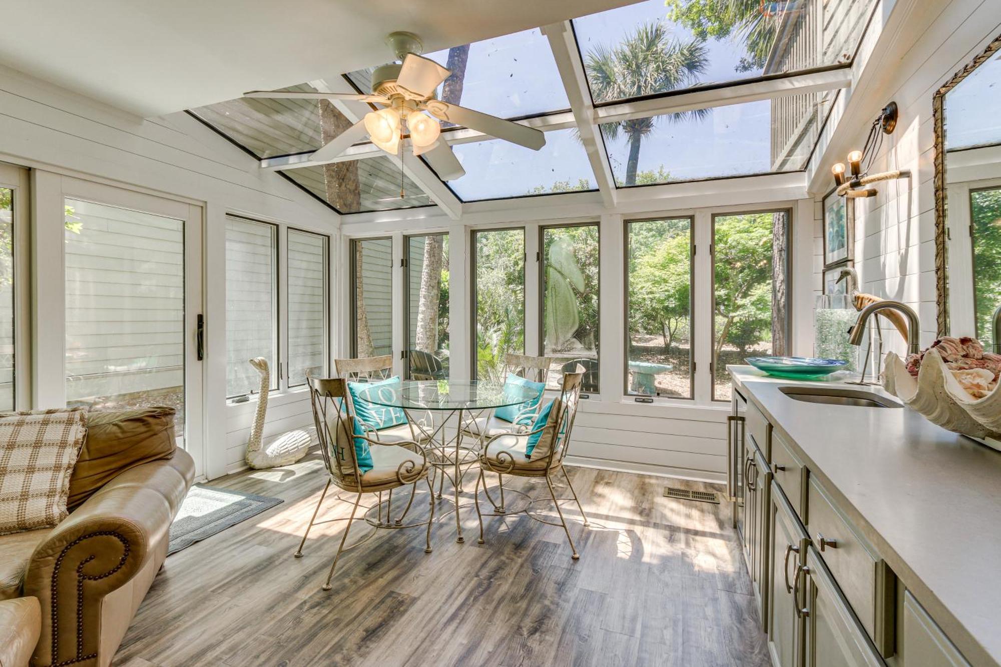 Modern Hilton Head Retreat Walk To Beach And Golf! Hilton Head Island Zewnętrze zdjęcie
