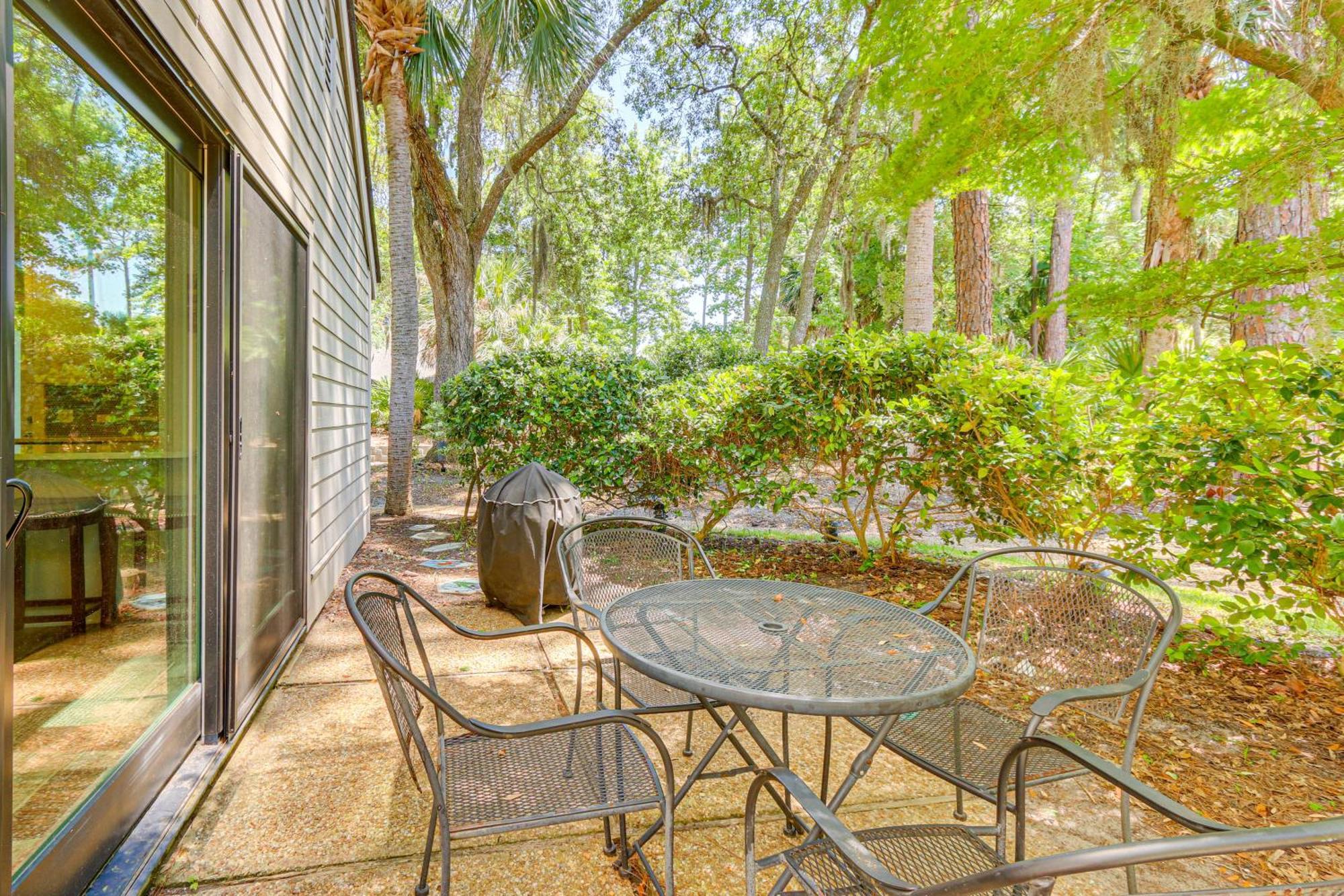 Modern Hilton Head Retreat Walk To Beach And Golf! Hilton Head Island Zewnętrze zdjęcie